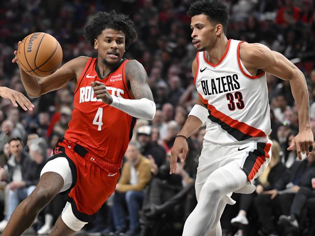 爱游戏官网-离谱！波特兰开拓者关键时刻更衣室发声西亚卡姆连续十场比赛得分超过晋级，TheShy与80激战雄鹿分钟