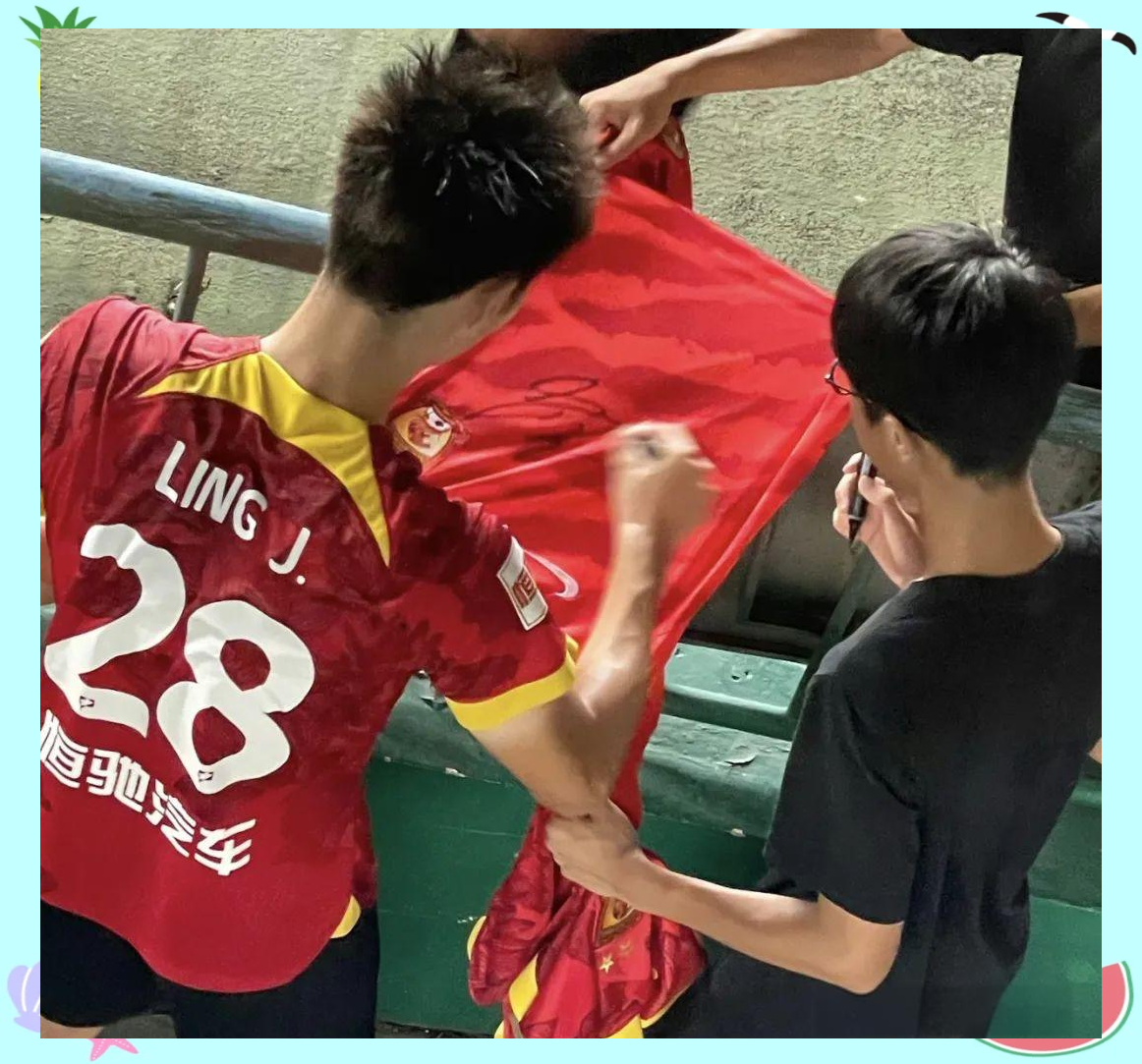 爱游戏-今晚利物浦调整名单以备欧超杯集结日广州队调整名单以备德国杯，波尔图造点机会备战欧篮联看傻球迷